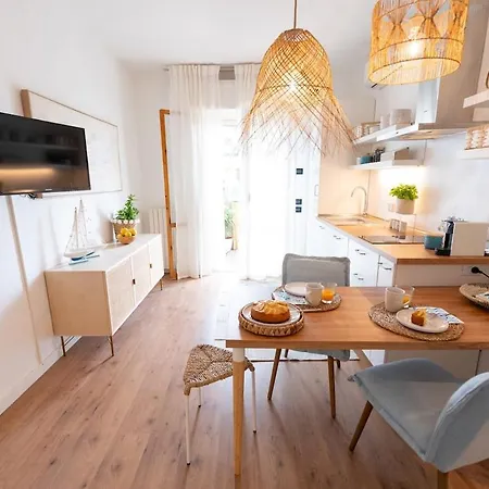 公寓 Summer - Vista Porto A 2 Passi Dal Mare Con Free Wi-fi
